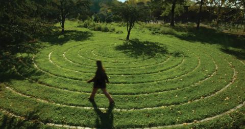 Get Lost In The Battery Labyrinth, An Impressive Garden That's Literally A Labyrinth In New York