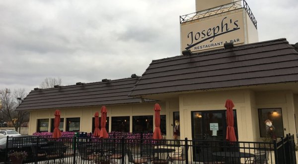 You’ll Love The Pie Paradise Of Joseph’s Restaurant, A Little-Known Spot In Stillwater, Minnesota