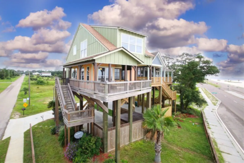 Enjoy A Peaceful Getaway And Unbeatable Gulf Views At The Nest, A Waterfont Cottage In Mississippi   