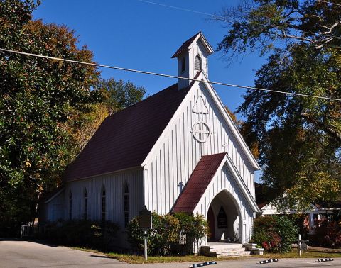A Carpenter Gothic-Style Chapel, The Little Church In Mississippi Is Steeped In History And Charm