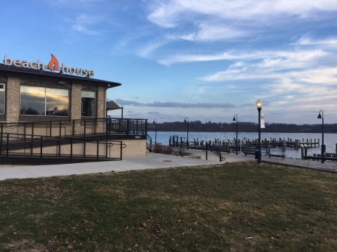 Enjoy The Breeze And A Beer At Beach House, A Waterfront Restaurant In Illinois