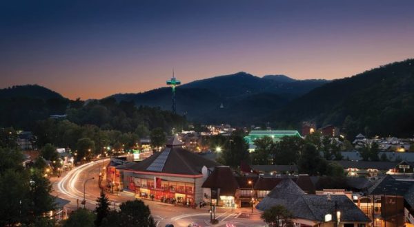 Plan A Trip To Gatlinburg, One Of Tennessee’s Most Charming, Historic Towns