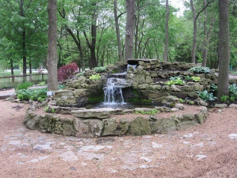 Stroll Through The 114-Acre Springfield Botanical Gardens In Missouri For A Late Summer Adventure