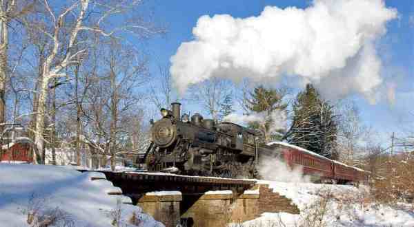 Journey To The North Pole On Santa’s Steam Train Ride, A Festive Pennsylvania Excursion