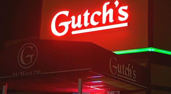 Snatch A Slice Of Wood Fired Brick Oven Pizza At Gutch’s Bar & Grill In Kansas
