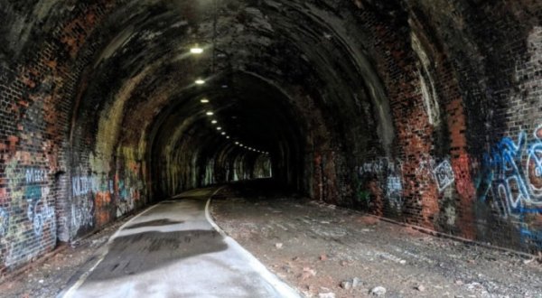 This Creepy Day Trip Through The Spookiest Places In West Virginia Is Perfect For Fall