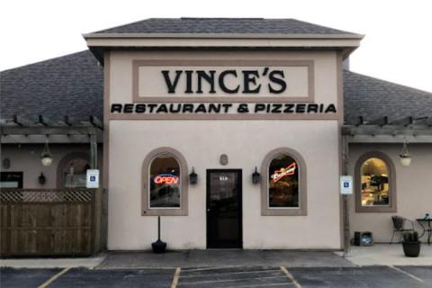 Dine On Hand-Crafted Pasta, Pizzas, And Sandwiches At Vince's In Wisconsin   
