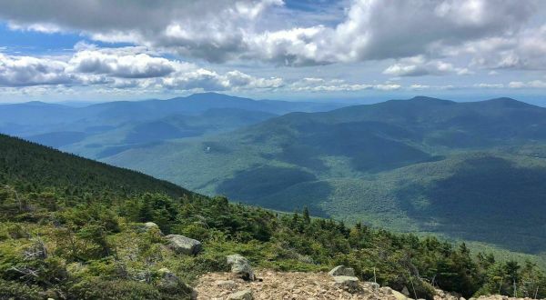 Falling Waters Trail Is A Challenging Hike In New Hampshire That Will Make Your Stomach Drop