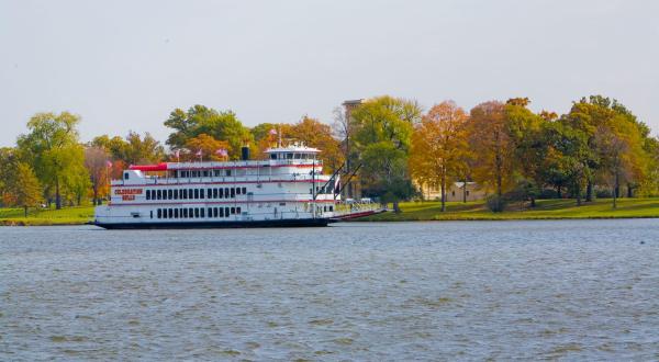 See The Most Breathtaking Fall Foliage From The Water On The Celebration Belle In Illinois