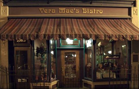 Vera Mae's Bistro In Indiana Will Transport You To A European Villa