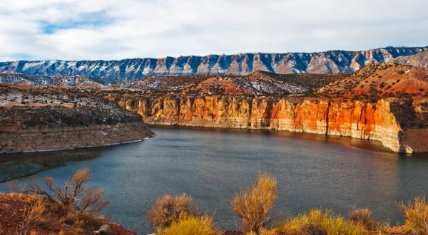 The Beautiful Bighorn Canyon Straddles Wyoming And Montana And Is Perfect For A Day In The Backcountry