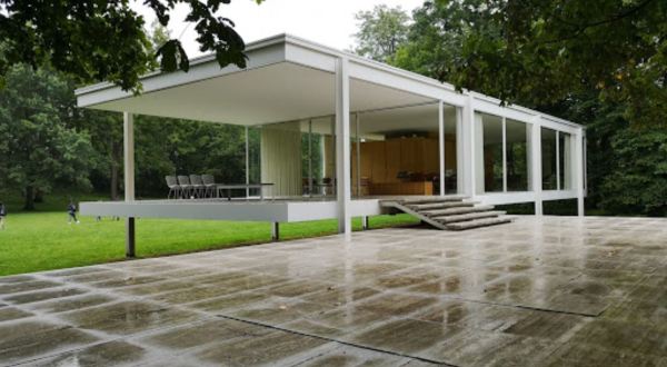 Farnsworth House In Illinois Is So Hidden Most Locals Don’t Even Know About It