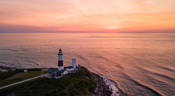 The Oldest Lighthouse In New York Is Worth A Weekend Getaway