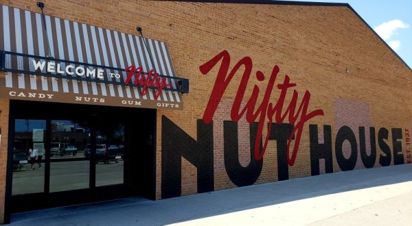 Go Nuts At Kansas’s Nifty Nut House, A Shop With A Whole Experience