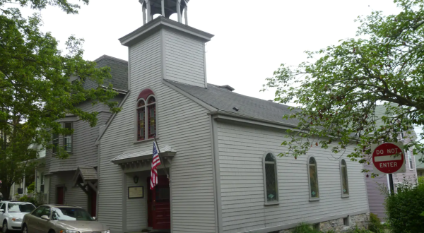 Sleep Inside A Historic Schoolhouse For A One-Of-A-Kind Rhode Island Experience