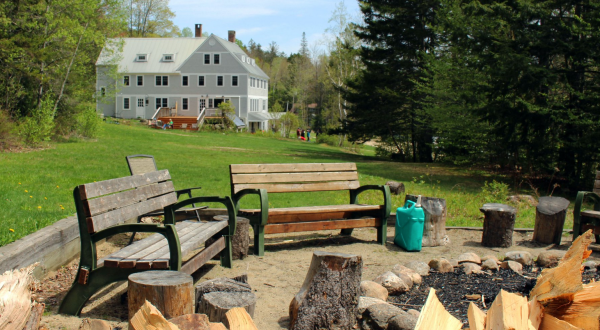 Stay In A Lodge Right Off The Trails At Mt. Cardigan A This Beautiful Spot In New Hampshire