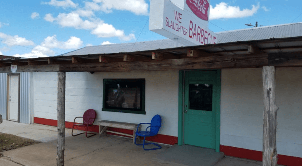 Spend The Night And Eat Delicious BBQ At The Infamous Texas Chainsaw Massacre Gas Station