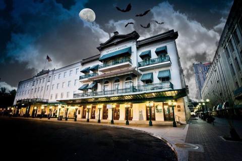 Texas Is Home To Three Of The Top 10 Spookiest Ghost Tours In The Entire U.S.