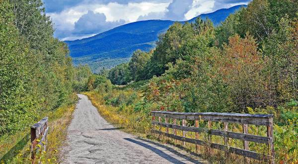 Follow An Old Abandoned Railroad To Incredible Views On This Enchanting New Hampshire Trail