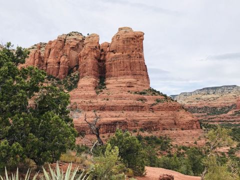 Teacup Trail To Coffeepot Rock Might Be One Of The Most Beautiful Short-And-Sweet Hikes To Take In Arizona