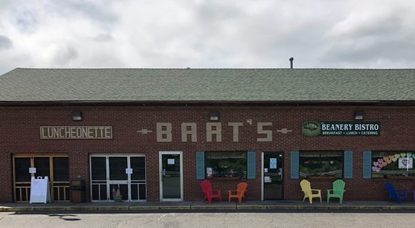 A Nostalgic Restaurant In Connecticut, Bart’s Drive-In Restaurant Serves Scrumptious Comfort Food