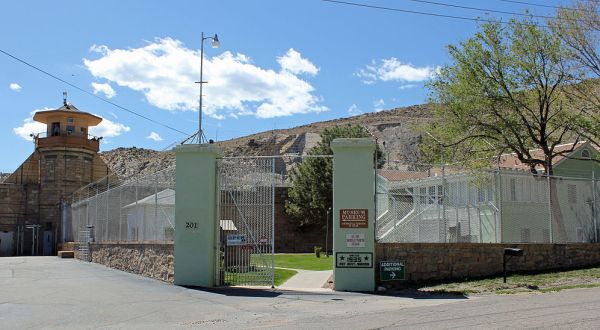 This Ghost Hunt In A Former Colorado Women’s Prison Isn’t For The Faint Of Heart