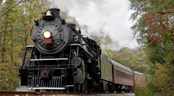You Can Have Dinner With A View In A Historic Train Diner Car When You Ride With The Tennessee Valley Railroad