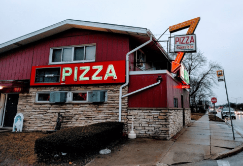 Family-Owned Since The 1950s, Step Back In Time At Maria’s Pizza In Wisconsin