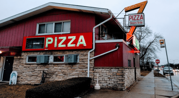 Family-Owned Since The 1950s, Step Back In Time At Maria’s Pizza In Wisconsin