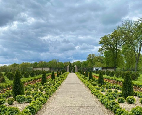 Allerton Park Is A Fascinating Spot in Illinois That's Straight Out Of A Fairy Tale
