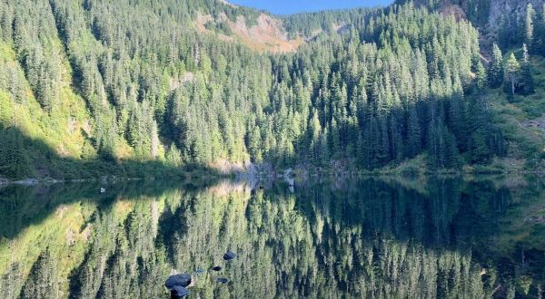 Embark On An Epic 7.8-mile Trail In Washington That Features A Lake And A Waterfall