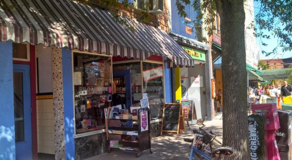 Broadside Bookshop In Massachusetts, Open For More Than 40 Years, Is A Book Lover’s Dream