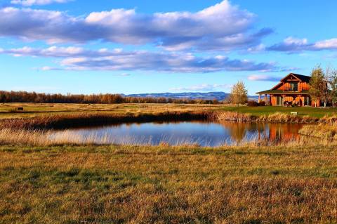 Fall Is The Perfect Time To Plan A Trip To Gallatin River Lodge In Montana