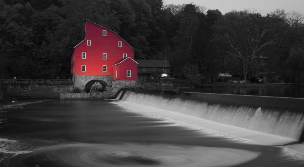 New Jersey’s Haunted Red Mill Event Has Gone Virtual And It’s Scarier Than Ever