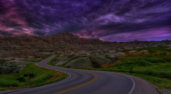 The Sunrises At Badlands National Park In South Dakota Are Worth Waking Up Early For