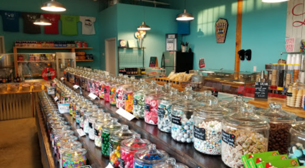 Sweeten Up Your Day With A Visit To This Old-Fashioned Candy Shop In Mississippi   