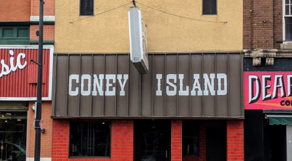 Open Since 1922, Coney Island Station Has Been Serving Hot Dogs In Wisconsin Longer Than Any Other Restaurant