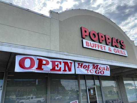 Poppa’s Is An All-You-Can-Eat Buffet In Mississippi That's Full Of Southern Flavor
