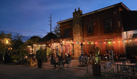 Delicious Tacos And A Vibrant Atmosphere Await You At The Velvet Cactus In Louisiana
