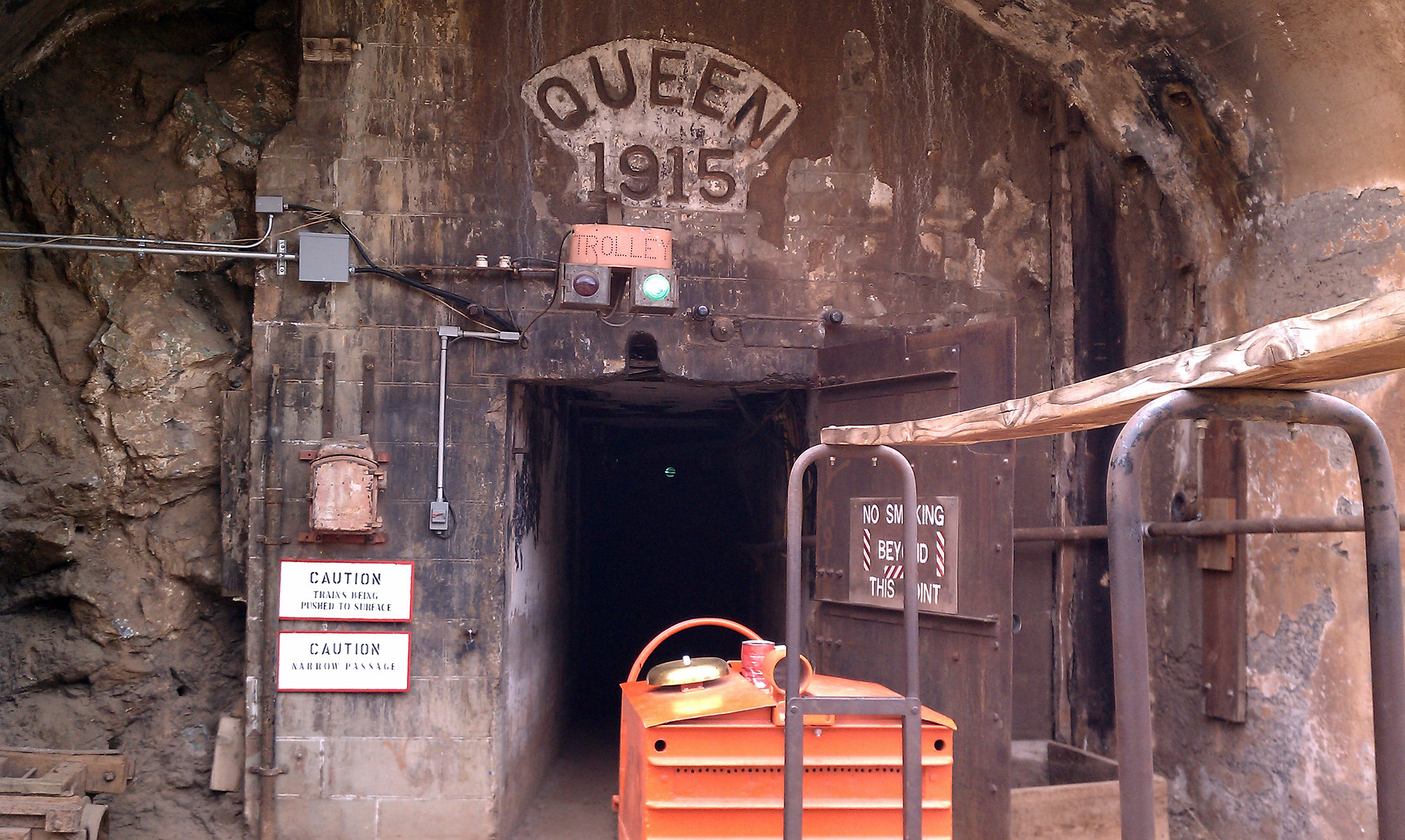 copper queen mine tour hours