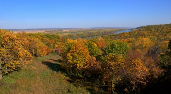 According To The 2020 Fall Foliage Prediction Map, Here’s When You Can Expect The Colors To Peak In Your Part Of Nebraska