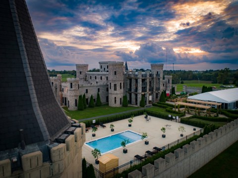 8 One-Of-A-Kind Experiences To Have At Kentucky's Very Own Castle