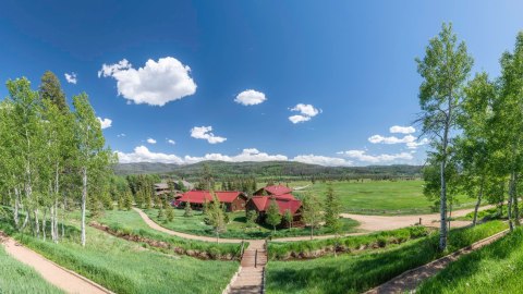 You May Be Surprised To Learn That There Is A World-Class All-Inclusive Resort In Colorado