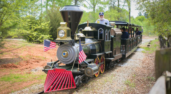 You’ll Feel Like A Kid Again Riding This Epic Miniature Train At Heritage Park In South Carolina