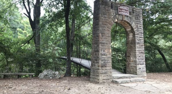 The CCC Camp Loop Trail Is A Challenging Hike In Mississippi That Will Make Your Stomach Drop