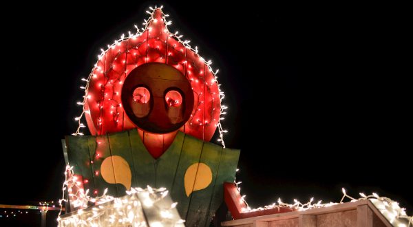 For A Half-Decade, People Have Been Pulling Over To Check Out This Spooktacular Roadside Display In West Virginia