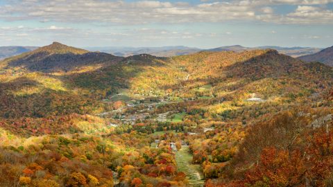The Sight Of Fall Foliage In North Carolina From Up Above Is Unbeatable On This Scenic Chair Lift Ride