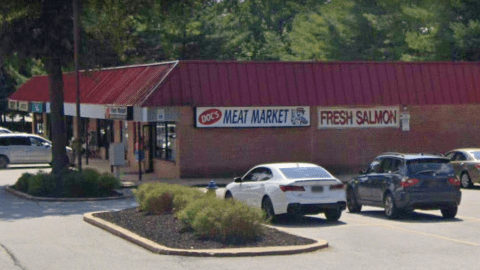 You'll Find Delicious Made-To-Order Meals At Doc's Meat Market, One Of Delaware's Best Delis