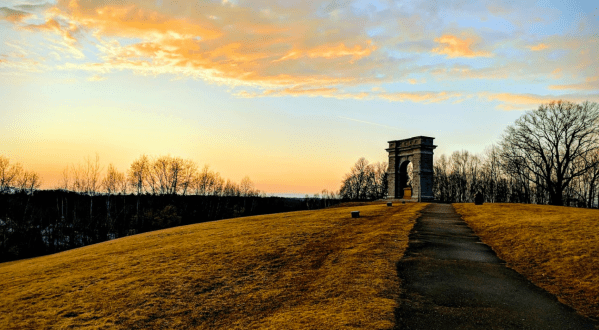 The Memorial Arch of Tilton Is A Small, Scenic Stop In New Hampshire Worth Taking A Detour For