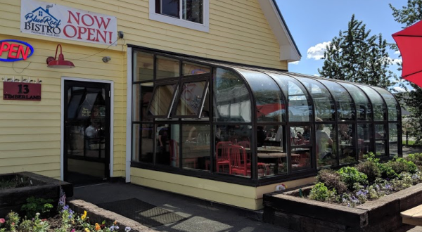 You’ll Find Comfort Food With A Twist At This Alaskan Bistro With A Glass Solarium
